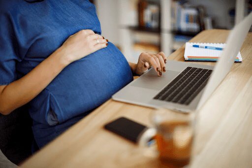 #EgalitéFH 👉🏼 Comment allier maternité et carrière ?
La #parentalité prend une place de plus en plus importante en entreprise. Pourquoi les employeurs doivent s’en emparer ?  bit.ly/3L0mdfJ via Myriam Farid, Nayah Coutin Guemas - #parité - #mixité - #8mars