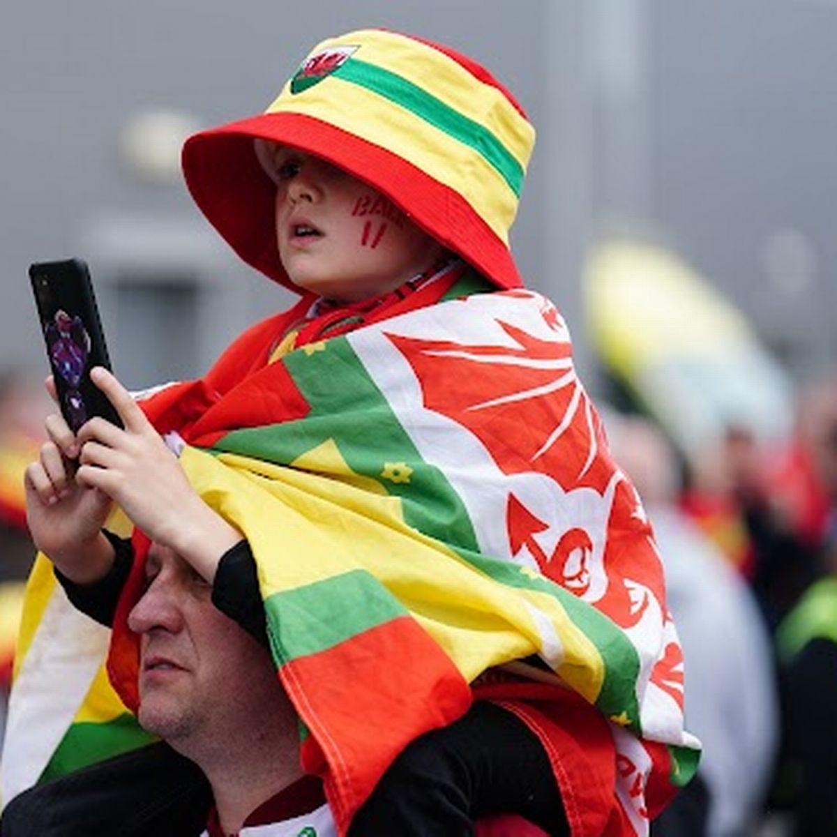 Wherever you are today, you've got to be in Cymru gear surely? #DyddGŵylDewi 🏴󠁧󠁢󠁷󠁬󠁳󠁿