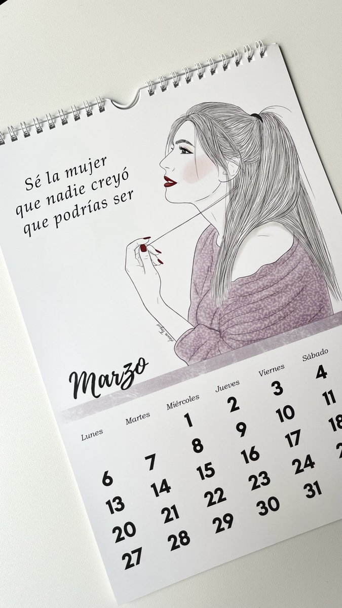 #BienvenidoMarzo 💜laurafergue.com/producto/calen…