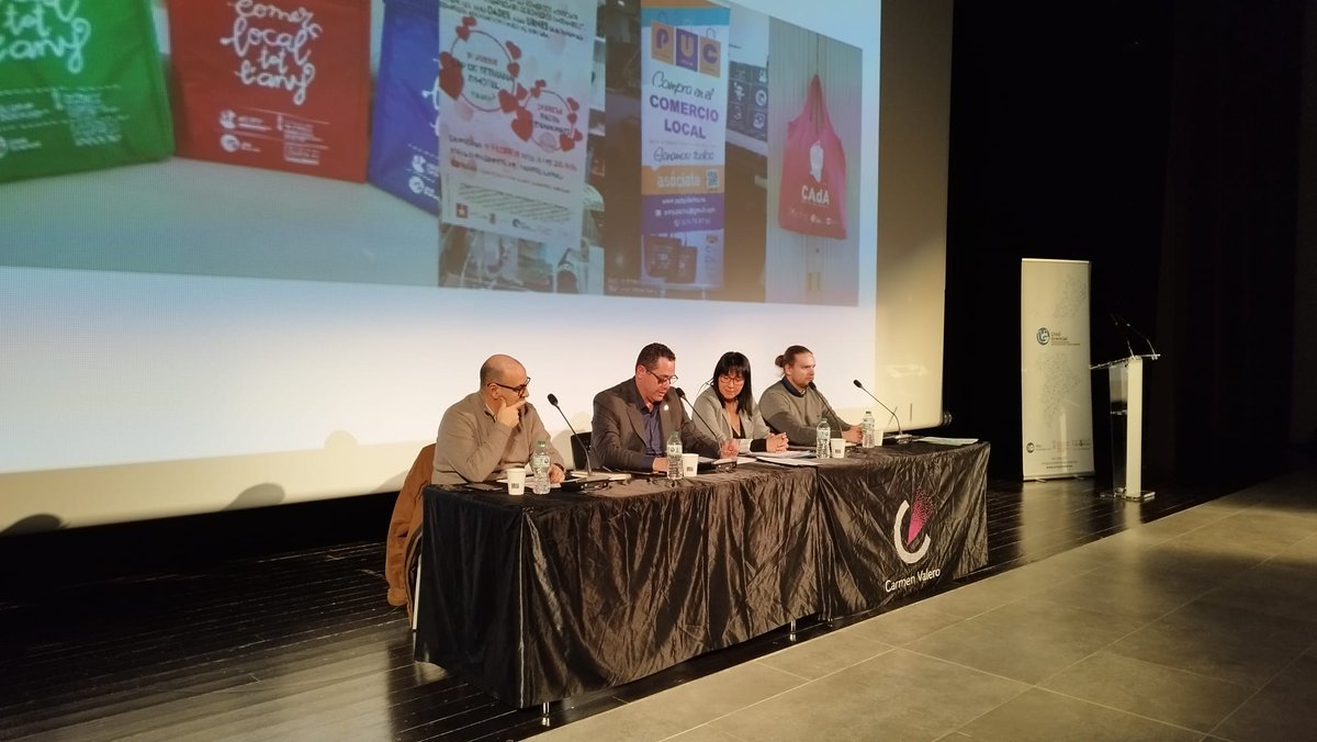 uniogremial's tweet photo. Ahir, més d’un centenar de persones ens vam reunir a l’Assemblea General d’Unió Gremial 2023 celebrada a Silla. https://t.co/6uZ5HTVEga