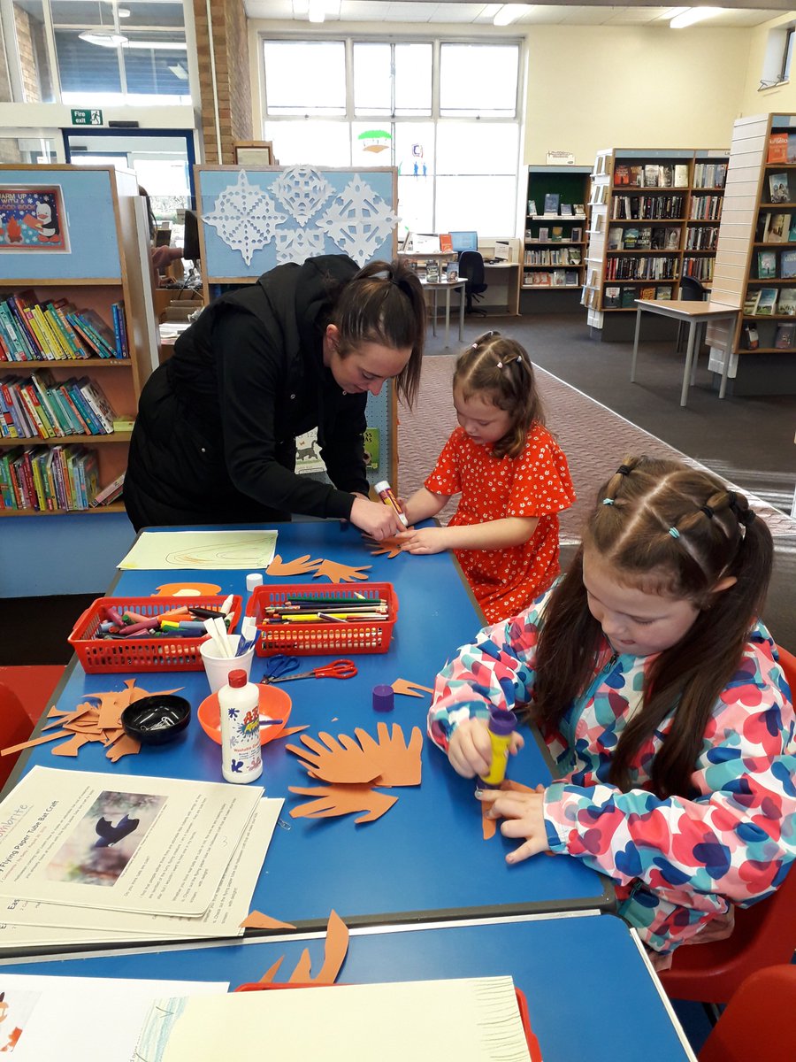 DurhamLibraries's tweet photo. It was hands-on at Chilton library for the half-term crafts exploring the world of hibernating animals 🦔
#DurhamLibraries https://t.co/vZ1YCO3fTz