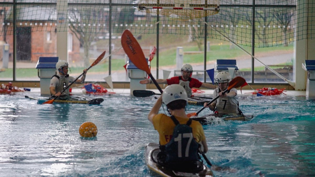 malcolOP's tweet photo. Tuesday afternoon Canoe Polo sessions are in full swing and progress is being made preparing the team for our next tournament. This years' team is starting to look very strong now.

#malcolop #canoepolo #teamsport @malverncollege https://t.co/Rxx8m3ttx5