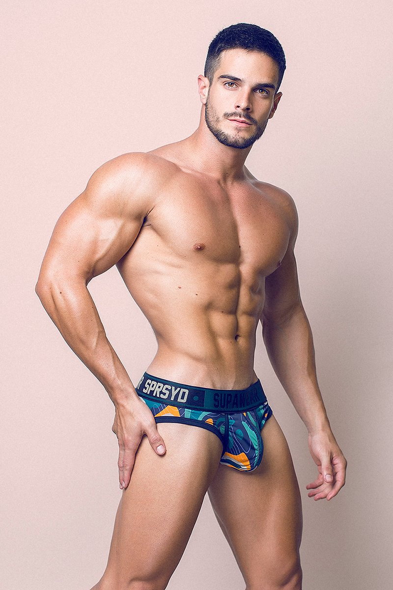 Jorge Cobian 🇨🇺🇪🇸
Post 053
MODEL🩲
FAV⭐MEN

He was chosen as the sexiest man of 2020.
His beautiful face, his spectacular body and his amazing bulge make him, for me, number one🥇

Posing with the briefs of <a href="/SUPAWEAR/">SUPAWEAR</a> 

<a href="/gerrgerc__/">gergerc</a> 

#sexymen #underwearmodel #underwear #supawear