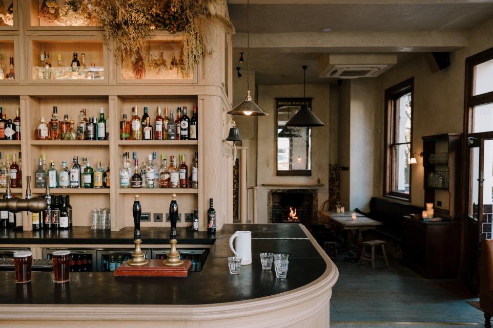 Three of London's newest pubs have made the Michelin guide. Photo: #ThePelican #NottingHill theresident.co.uk/food-and-drink…