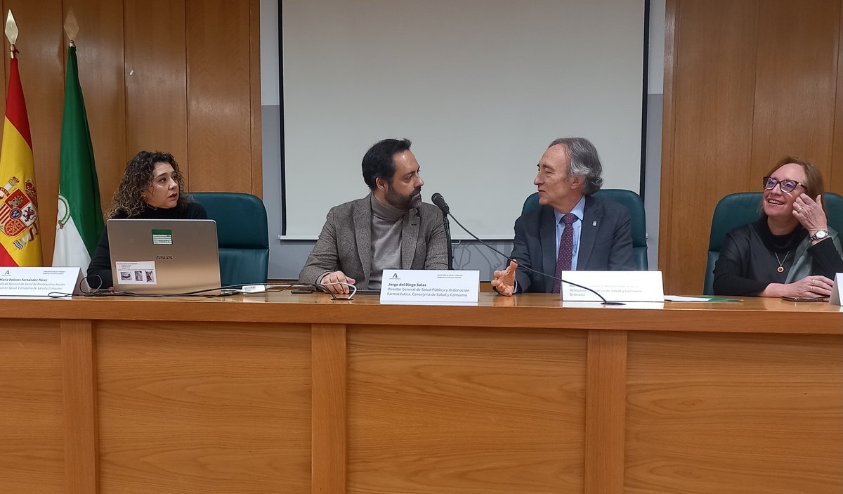 La Delegación de <a href="/saludand/">Consejería de Sanidad, Presidencia y Emergencias</a> acoge el VI Encuentro de las Redes de Acción Local en Salud (RELAS)

🫂 Más de un centenar de personas comparten las buenas prácticas llevadas a cabo en sus respectivos municipios para promocionar la salud de sus vecinos y vecinas