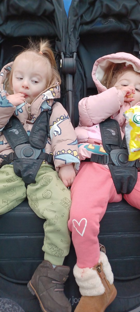 Showing the twins off a bit in the hospital while they wait for big sister to finish her appointment 🥰