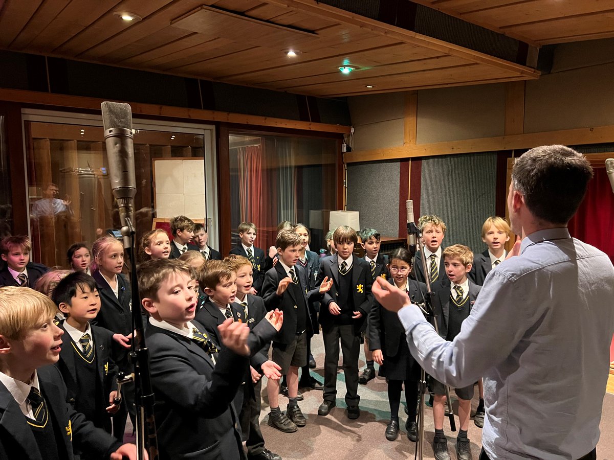 Watch: The fabulous boys and girls at Monmouth Prep School had an amazing day recording their own song at the iconic Rockfield Studios made famous by the likes of #Queen, #Oasis and #ManicStreetPreachers. To watch a superb video of their day, please visit: habsmonmouth.org/rock-stars-for…