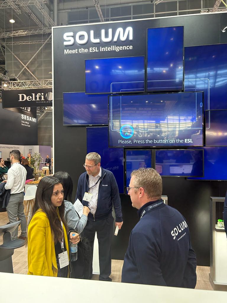 ovelar_sa's tweet photo. Nuestros compañeros de #OvelarRetail están estos días en @EuroShop Düsseldorf, la Feria Internacional del #Retail más importante del mundo. Te ayudamos a conocer las mejores soluciones para etiqueta electrónica adaptadas a tu negocio!  #EuroShop2023 #SOLUM #ESL @SOLUMESL https://t.co/ixEP2p3xX1