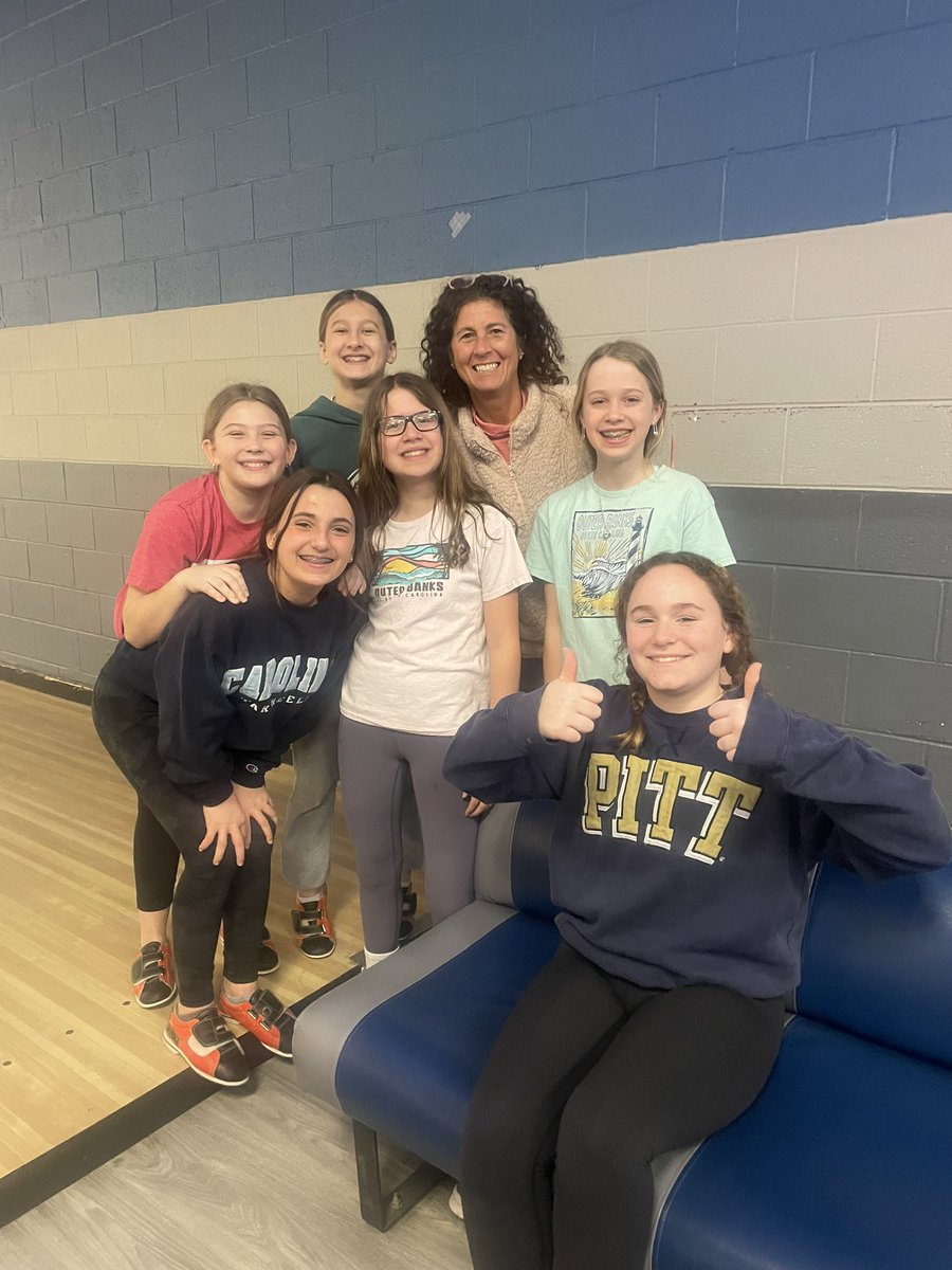 MsMiletto's tweet photo. Bowling was a blast! Lots is science talk today… energy transfers and transformations and friction!!! https://t.co/jnqe1GYW1H