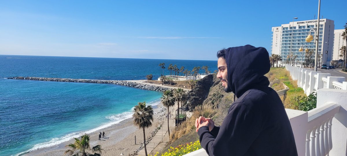 SINOOS_'s tweet image. Wish you a good one❤️