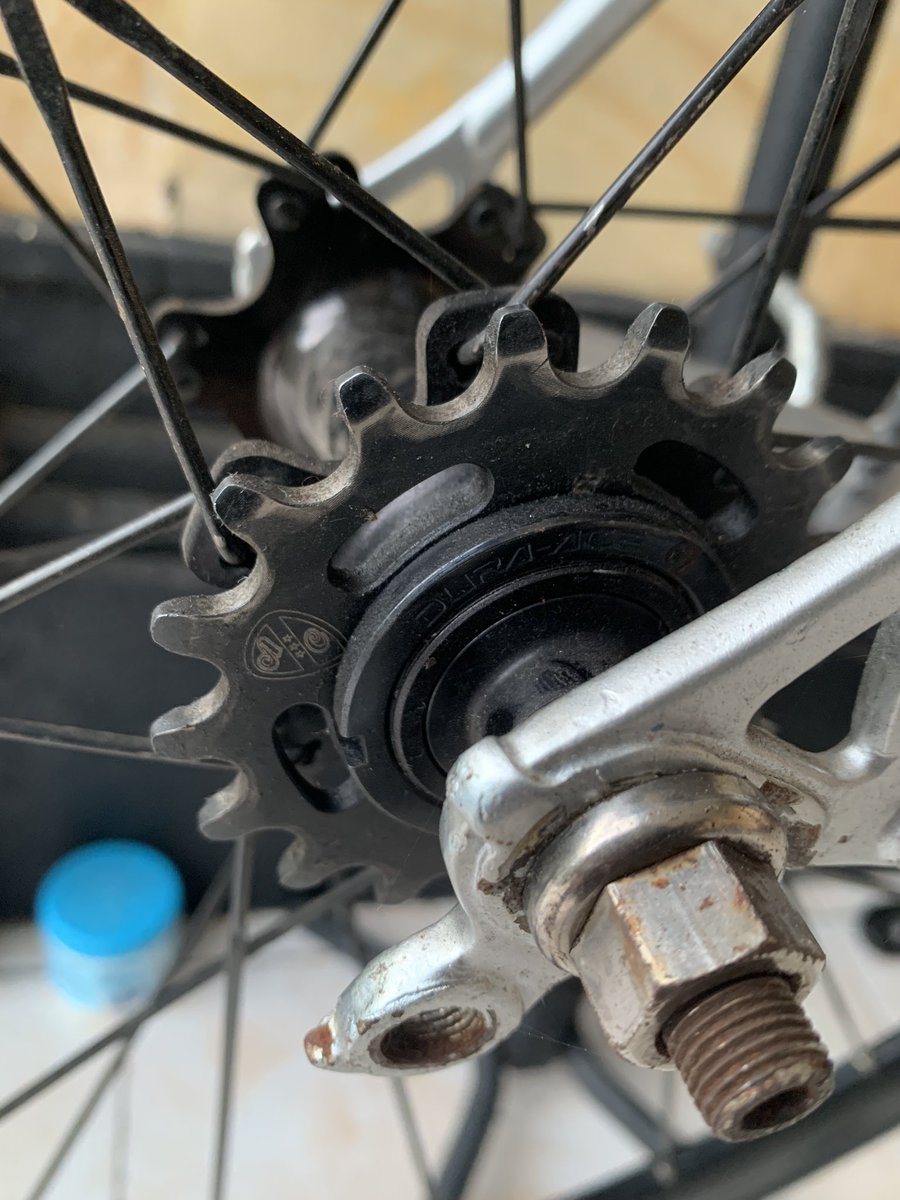 SuryaSngd's tweet photo. #fnfjb
Dijual:
Wheelset intro7 track
Cog all city 17t
Lockring dura ace njs
Ban ultrasport

Harga 2jt

Lokasi tabanan bali 
Ready tokped/shopee

Wa: 081907079937 https://t.co/eG2Yjv5Re9