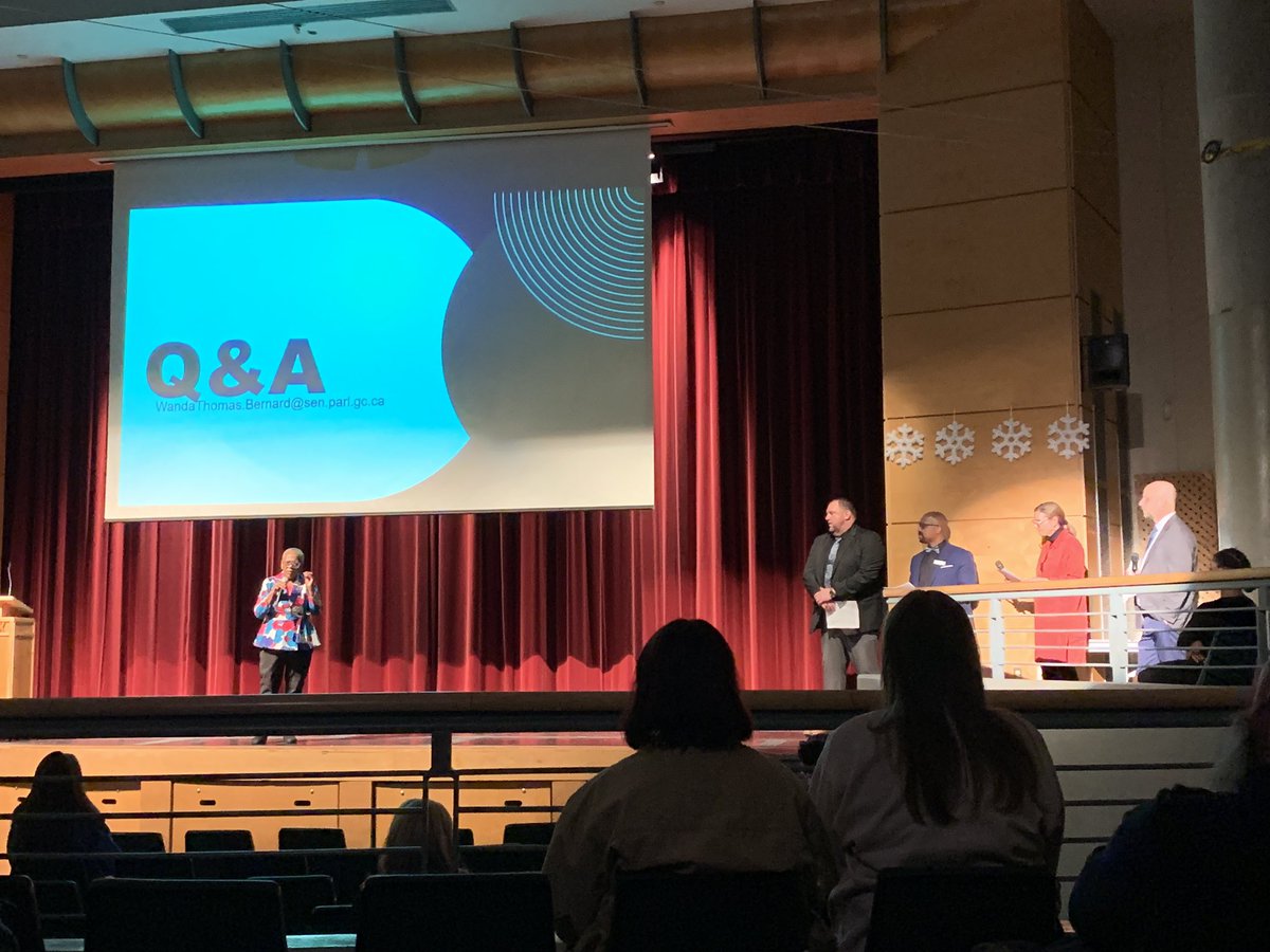 Thank you <a href="/SCDSB_Schools/">Simcoe County District School Board</a> for inviting <a href="/SenatorWanda/">Senator Wanda Thomas Bernard</a> to speak to us last night. Her passion to confront and end racism and oppressive actions is inspiring. Black history month should highlight Black excellence but Black history is Canadian history and needs to be learned everyday.