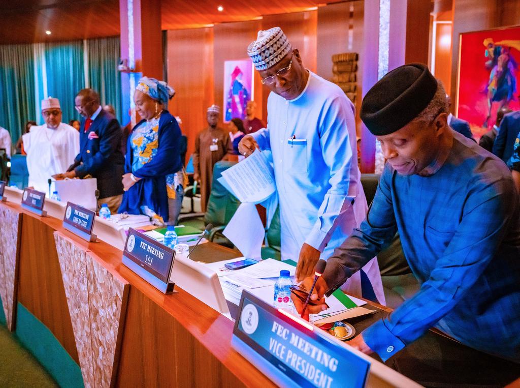 akandeoj's tweet photo. Presiding over FEC this morning, VP Osinbajo led ministers in congratulating President-Elect Bola Ahmed Tinubu on his victory at the polls, wishing him the best as he prepares to lead the nation. VP &amp; FEC also congratulate VP-Elect Shettima &amp; First-Lady-designate Oluremi Tinubu. https://t.co/2AUJUMtd8Q