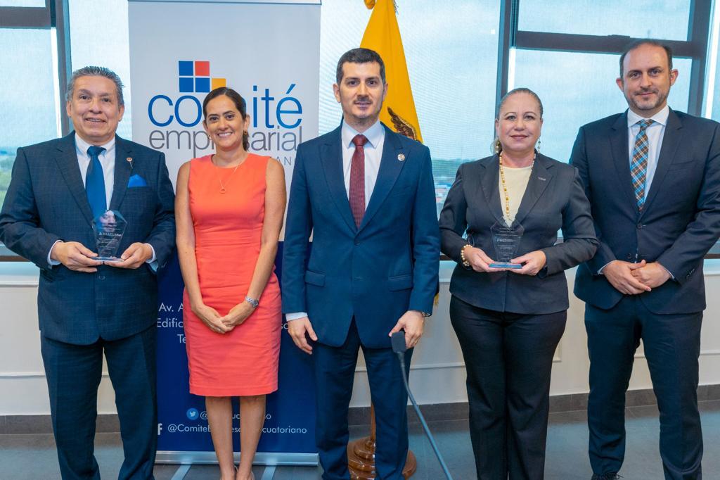 Realizamos la sesión ordinaria de directorio CEE en donde se posesionó al nuevo Directorio para el periodo 2023-2025. <a href="/MiguelMagg79/">Miguel Gonzalez G.</a>, presidente CEE presentó su informe de labores y resaltó los logros realizados por el trabajo en conjunto con todos los gremios asociados.