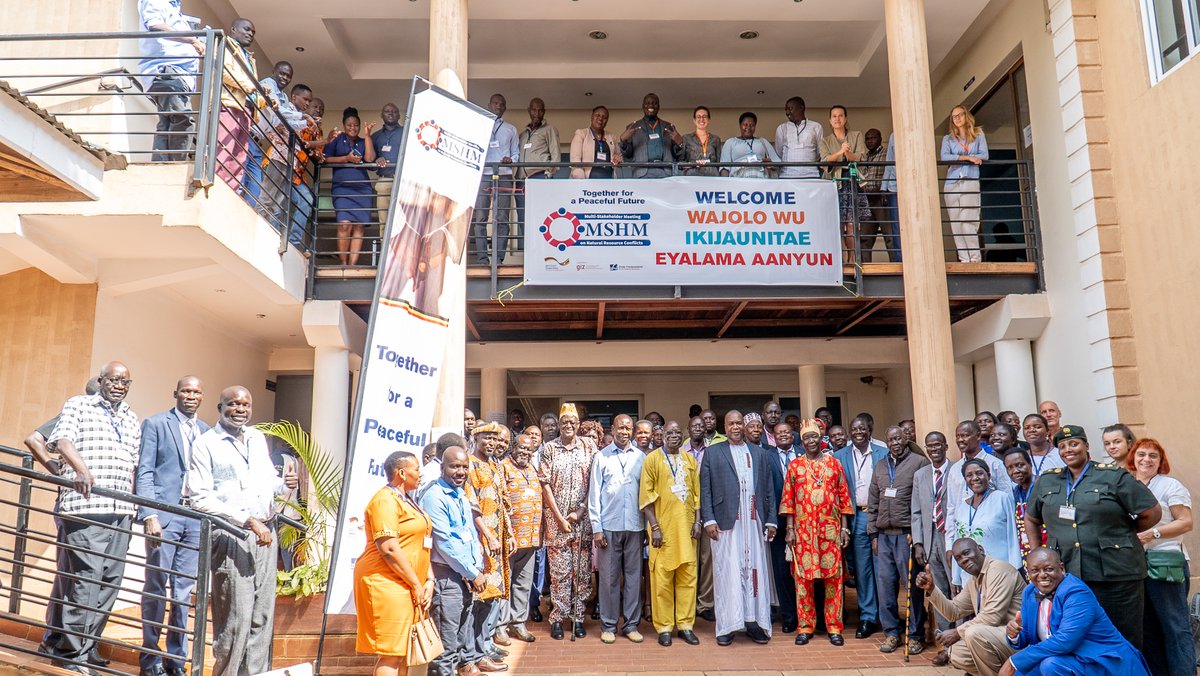 giz_uganda's tweet image. Happening Now: The Paramount Chief of Acholi officially opens the GIZ Civil Peace Service’s Multi-Stakeholder Meeting #MSHM on Natural Resource Conflicts in Northern Uganda bringing together over 160 participants from Acholi, Karamoja and Teso. #TogetherForAPeacefulFuture