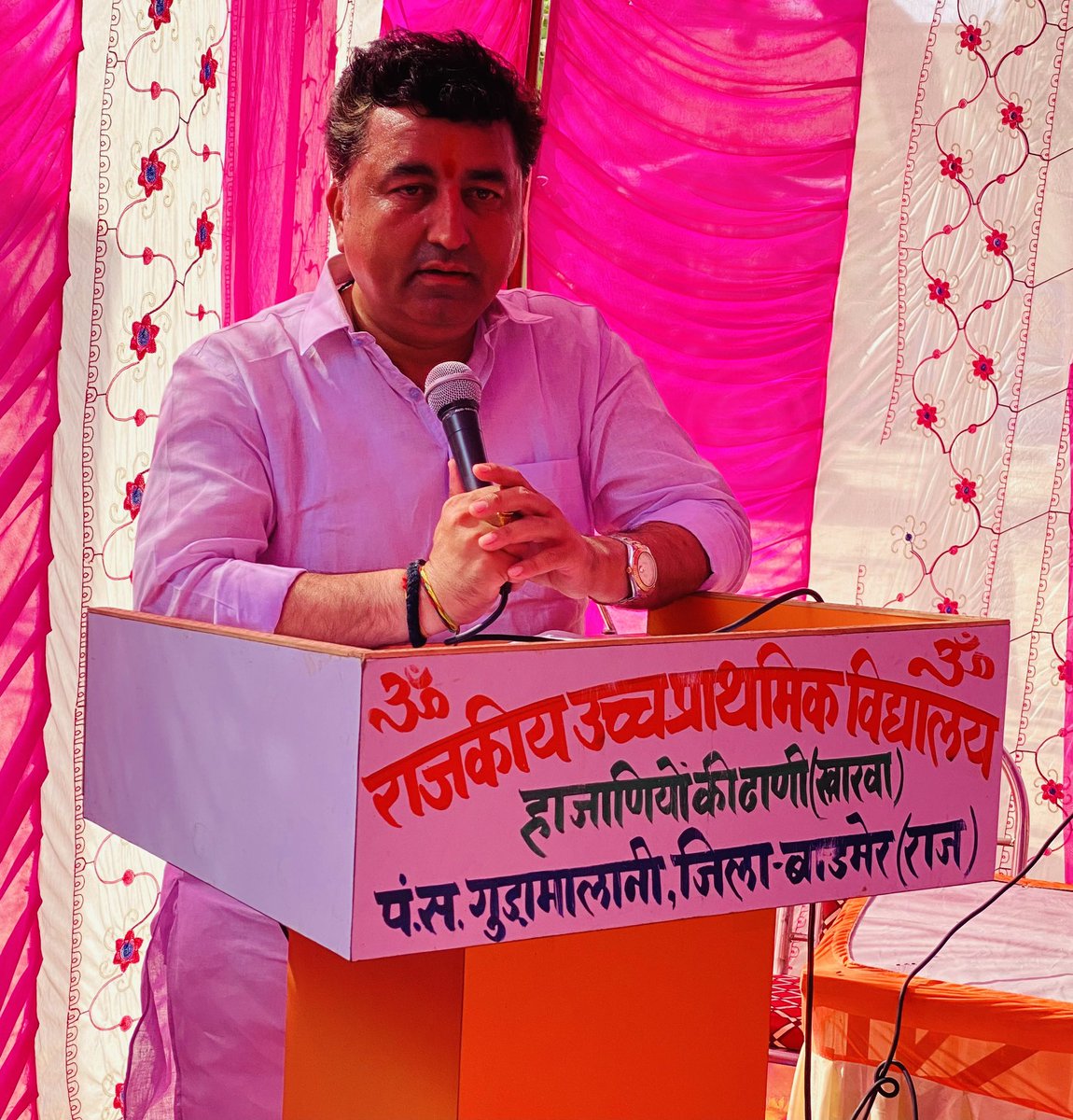 kkvishnoibjp's tweet photo. #खारवा
राजकीय उच्च प्राथमिक विद्यालय हाजानियों की ढाणी में वार्षिकोत्सव एव आशीर्वाद समारोह में भाग लिया।
#gudamalani https://t.co/nlZImPrEoB