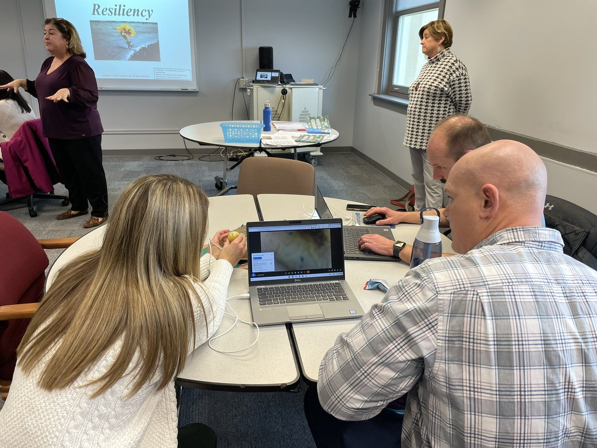 RickLapi's tweet image. A great night of conversation and learning at #wilsonsd during our #TExpL session. @JanemarieMckay modeling seminars!  How are you helping Ss uncover content and the genius inside! @AlbrightTExpL