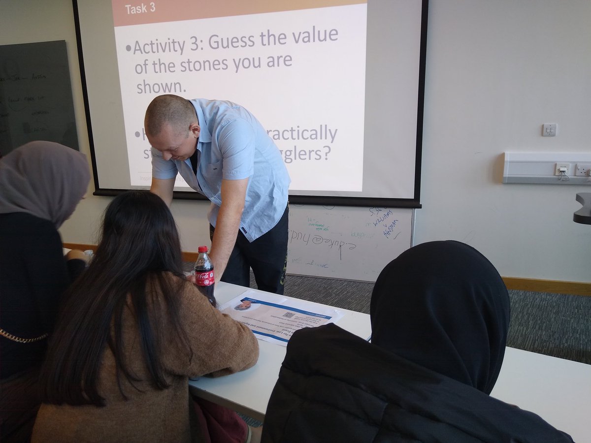 BVGAHumanities's tweet photo. Last week Yr12 Social Sciences students attended a Criminology and Policing open day at the University of Huddersfield. Lectures about diamond smuggling and feminist theories of crime gave a taste of university life! #globalcitizens https://t.co/tbC5wN1qmi