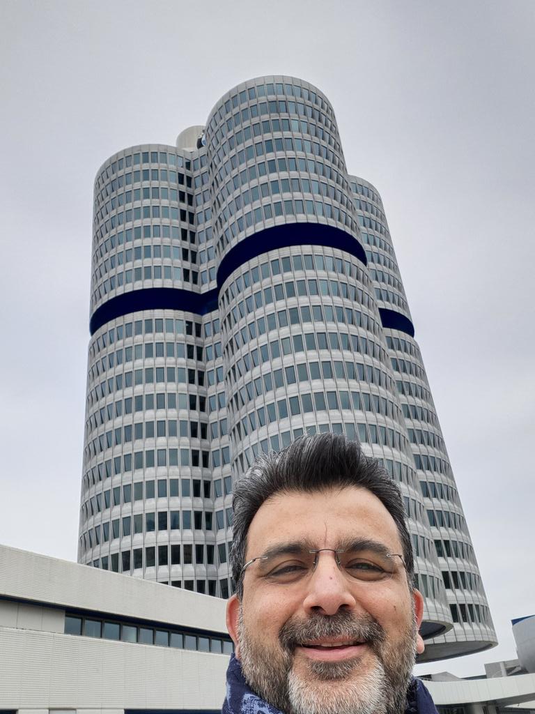 Day trip from #MWC23 to visit friends in Munich