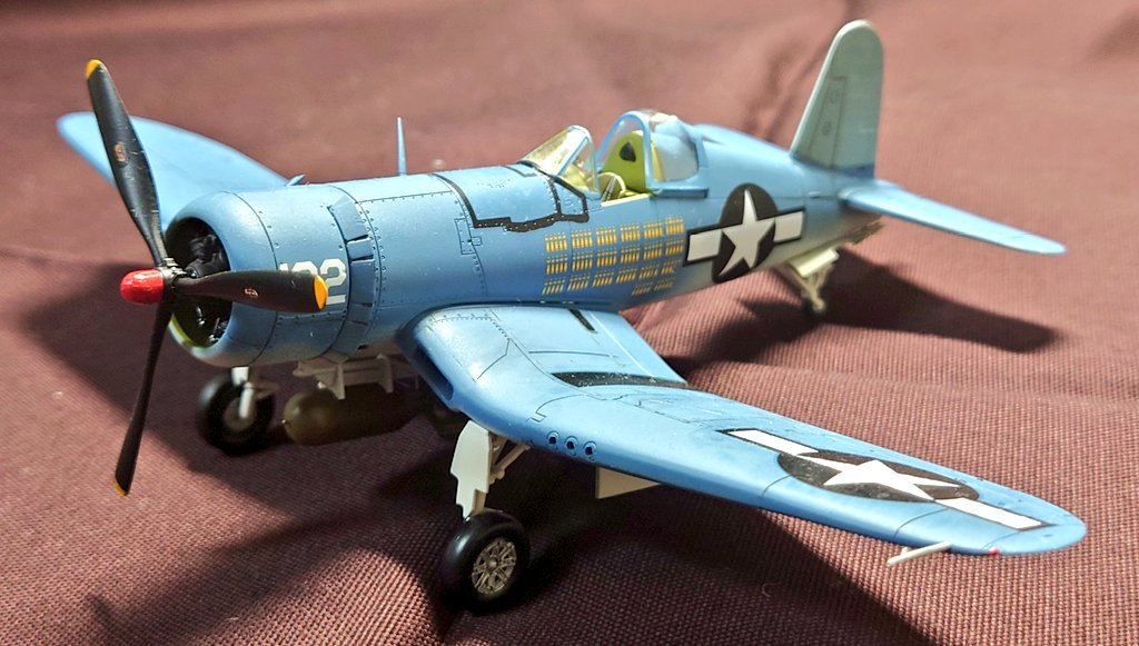 F4U コルセア(Chance Vought F4U)のソリッドモデル F4U コルセア(Chance Vought F4U)のソリッドモデル - メルカリ