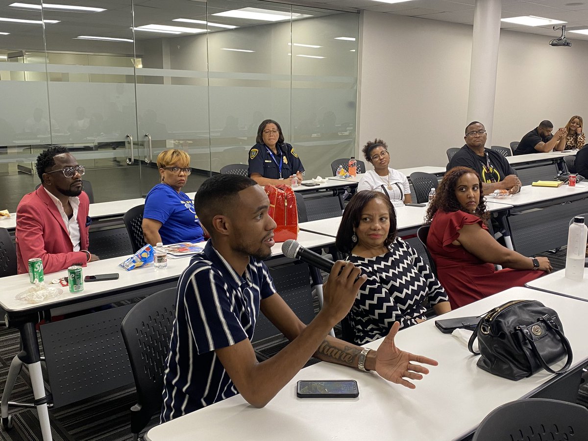 AapolH's tweet image. Thank you to everyone who joined us last night for the SB30 community safety and education seminar. #AAPOL #relationalpolicing #communitytraining