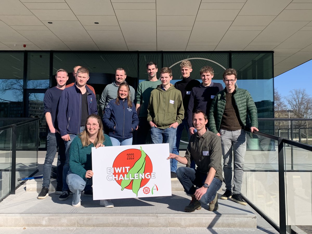 EIWITCHALLENGE | Gistermiddag is de allereerste #EiwitChallenge van NAJK en <a href="/LGseedsNL/">LG seeds Nederland</a> definitief afgetrapt. 🤠 🌱 17 jonge veehouders en akkerbouwers gaan dit jaar met elkaar de strijd aan wie het beste veldbonen kan telen. 💪🏻 #eiwitchallenge 

➡️ najk.nl/2023/03/01/jon…