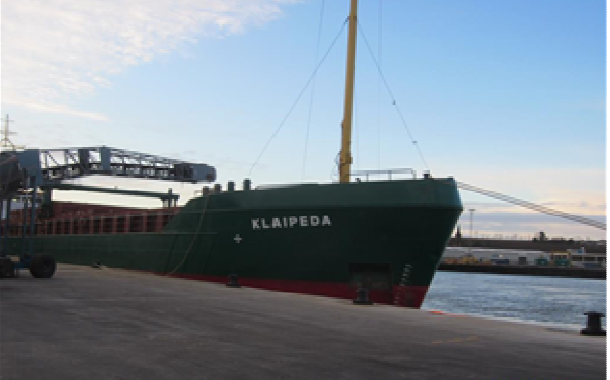 The MV Klaipeda loading 2,750 MT of #OSR from United Oilseeds growers across Scotland at Montrose docks this a.m, prior to sailing later today <a href="/AJHMilne/">Andrew Milne</a> <a href="/pennock66/">Ray</a>  <a href="/McGregorFarms/">McGregor Farms</a> <a href="/BeckiiGibbs/">Beckii Gibbs</a> <a href="/Tula205/">James  Hood</a> <a href="/holly_gourley/">Holly Gourley</a> <a href="/JBJFarm/">B Jackson</a> <a href="/jogunes1/">@JoGunes</a> <a href="/owencuos/">Owen Cligg</a> <a href="/saos_agri_coops/">SAOS - #workingtogether, what can we do for you?</a> @AaronCantrill1