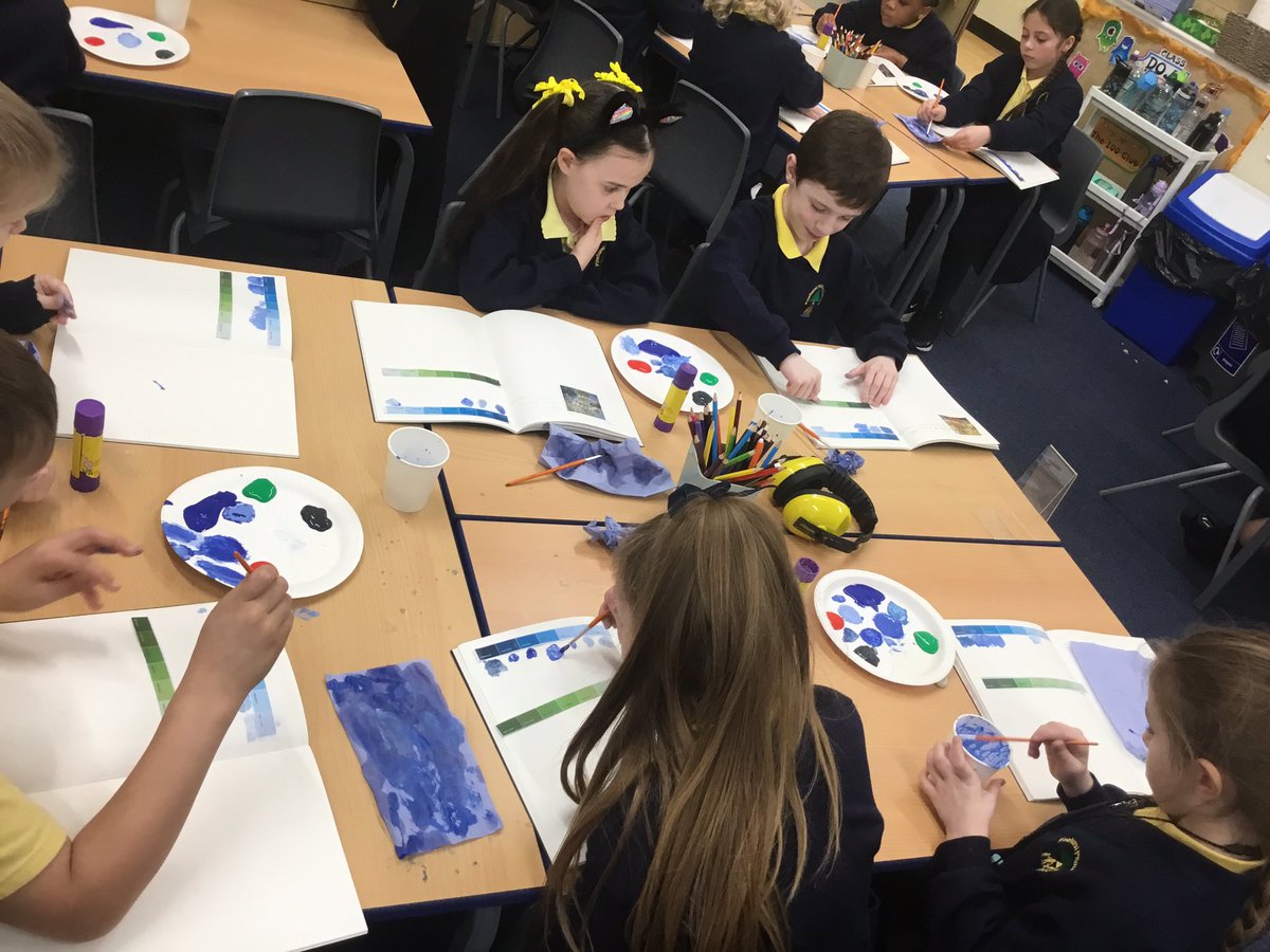 MissSweeney91's tweet photo. We are exploring tints and shades inspired by Monet @PinehurstP #PinehurstArt #Monet https://t.co/sEEZWlW45D