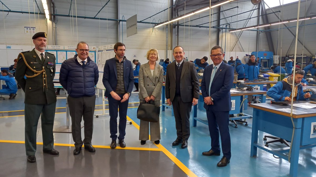 VeroniqueBPetit's tweet photo. Visite hier au pôle #aéronautique de #Casablanca #Nouaceur avec #GIMAS et SABCA Maroc.
Avec l´Institut des Métiers de l´Aéronautique, ce secteur en développement bénéficie d´un institut dédié offrant des formations sur mesure, notamment aux entreprises 🇧🇪 présentes. https://t.co/2o2DlncQqZ