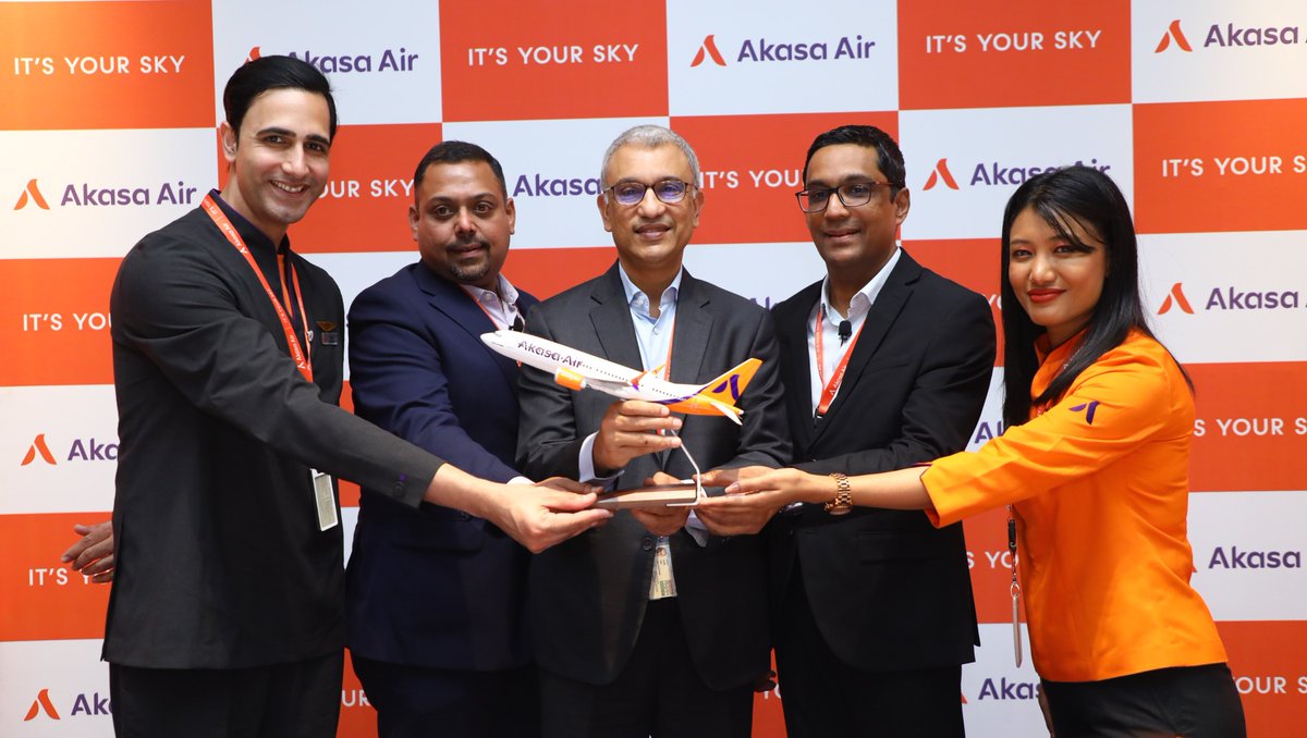 AkasaAir's tweet photo. “Bengaluru is our first home, and we are thrilled to share some interesting facts about our growth story so far:

- We have achieved our target of 18 aircraft before time 

- We will soon be the second-largest player in #Bengaluru, one of the largest cities in India https://t.co/0HATrotVBQ