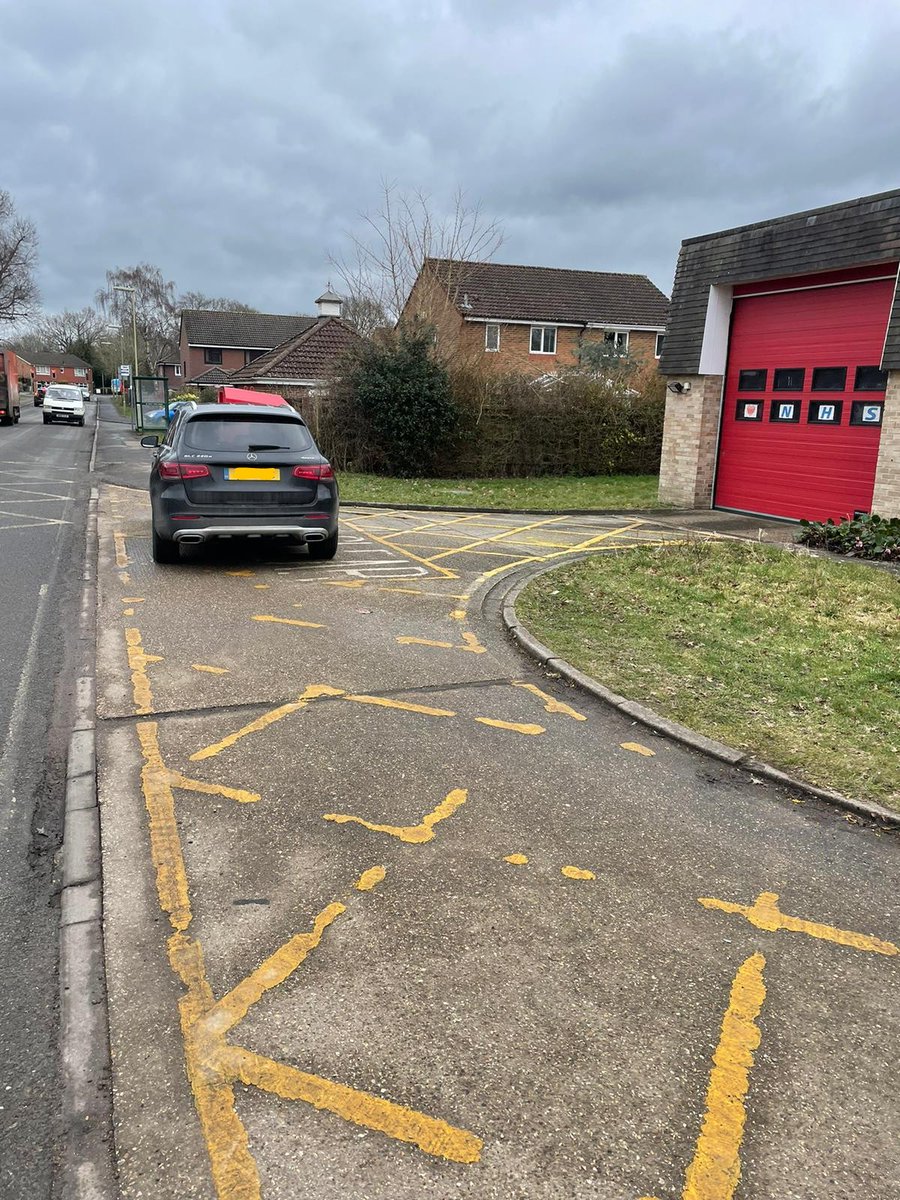 Taken this morning, parked right across the front of the bay door and on top of the "KEEP CLEAR" markings. Our forecourt is not a place to stop/park on, we have to have unimpeded access and egress from the station.
