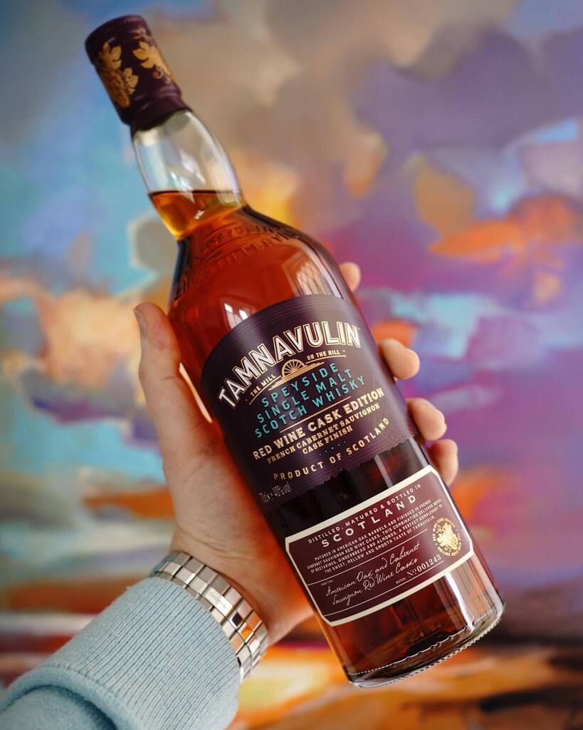 This was a little birthday present from my wonderful daughter a couple of weeks ago 🥰🥰🥰

The @tamnavulinwhisky red wine cask edition, finished in French Cabernet Sauvignon casks 🥃

Thanks little one, you’re the best 😁

What are your thoughts on #… instagr.am/p/CpPqYRTsuLY/