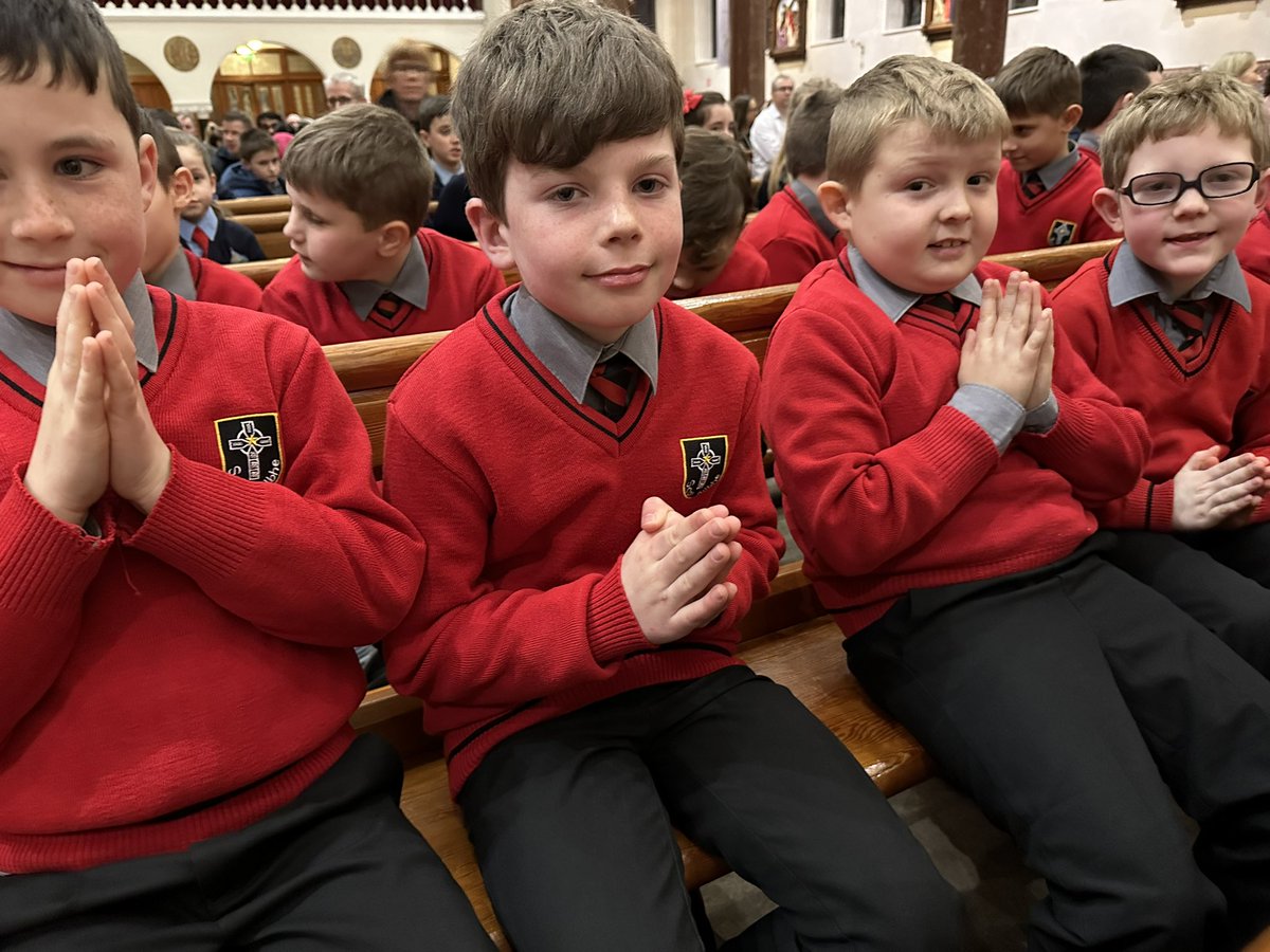 ScoilAilbhe's tweet photo. Huge congratulations to the boys of 2nd class who celebrated the sacrament of #FirstPenance last night. Many thanks to Ms. Doyle for all her hard work, to our priests, especially Fr. Vinny, and to @ThurlesParish for a very special night. @CashelandEmly @ERSTIRELAND @ThurlesHour https://t.co/tZWK5PuCe3
