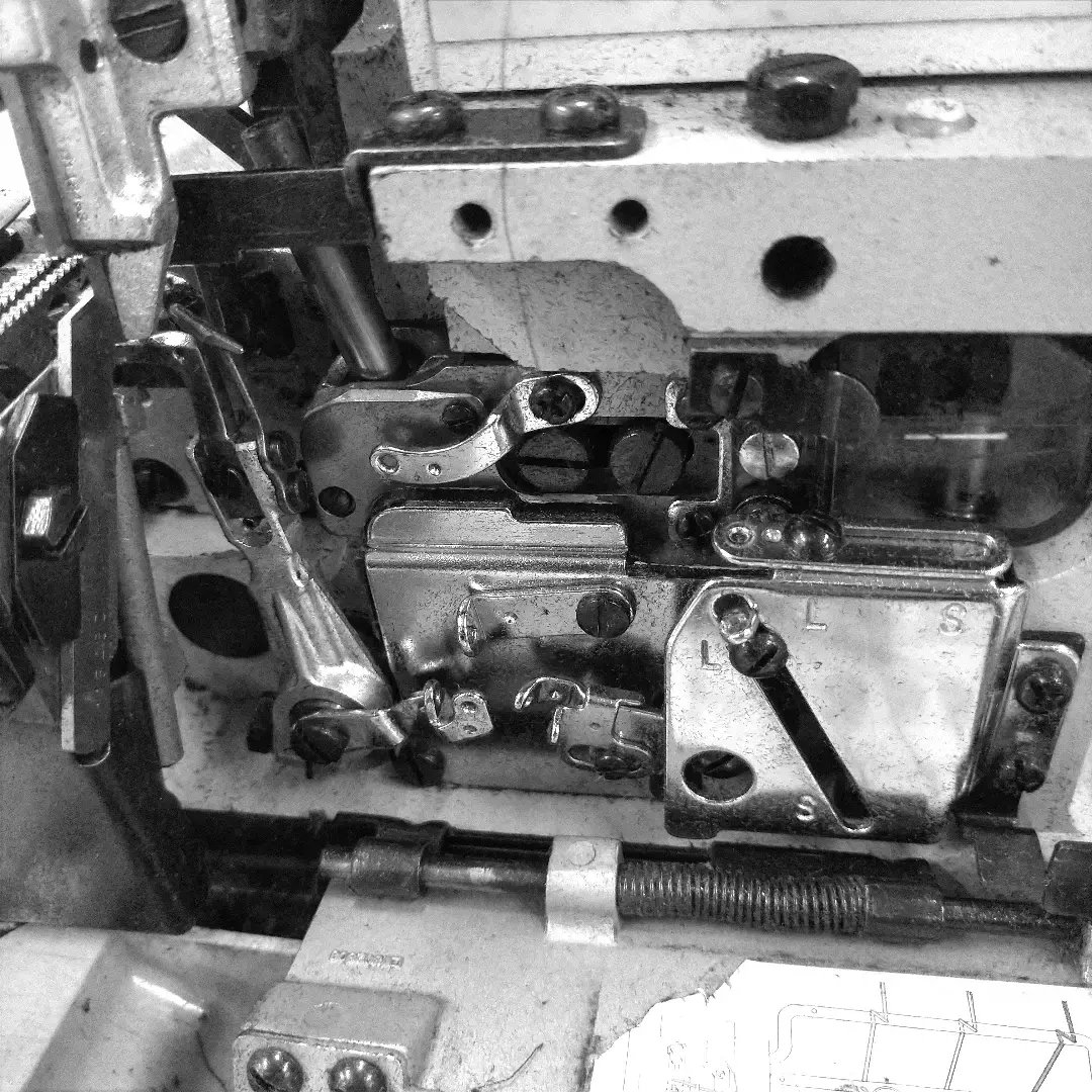 mishinyakonishi's tweet image. 【MO-2504】工業用ロックミシン
#juki
いつもありがとうございます
定期的なメンテナンスは大切です

#jukisewingmachine #mishin #sewing #sewingmachine #machine #monochrome #ジューキ #ミシン #ロックミシン #ミシン屋 #工業用ミシン #モノクロ #モノクロ写真