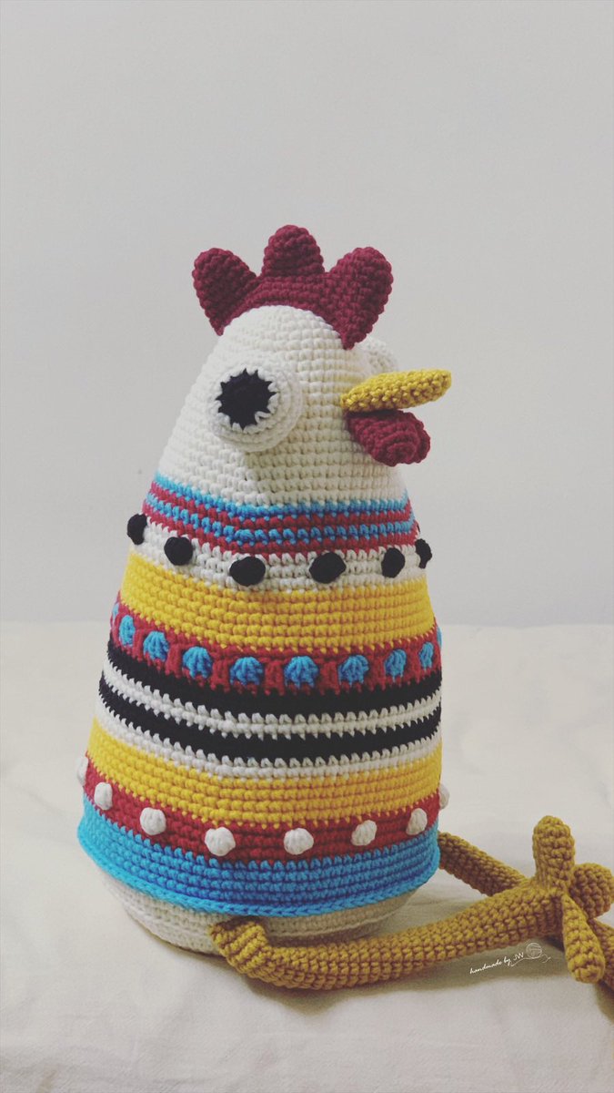 Lucie - The Hen Sister 
Pattern by Deestraperlo
Made by Janice W
.
.
#hensisters #amigurumi #amigurumiaddict #amigurumilove #hen #crochet #crochetlife #handmadewithlove #handmadebyjw #涵魅 #手作 #手作り #編みぐるみ #あみぐるみ