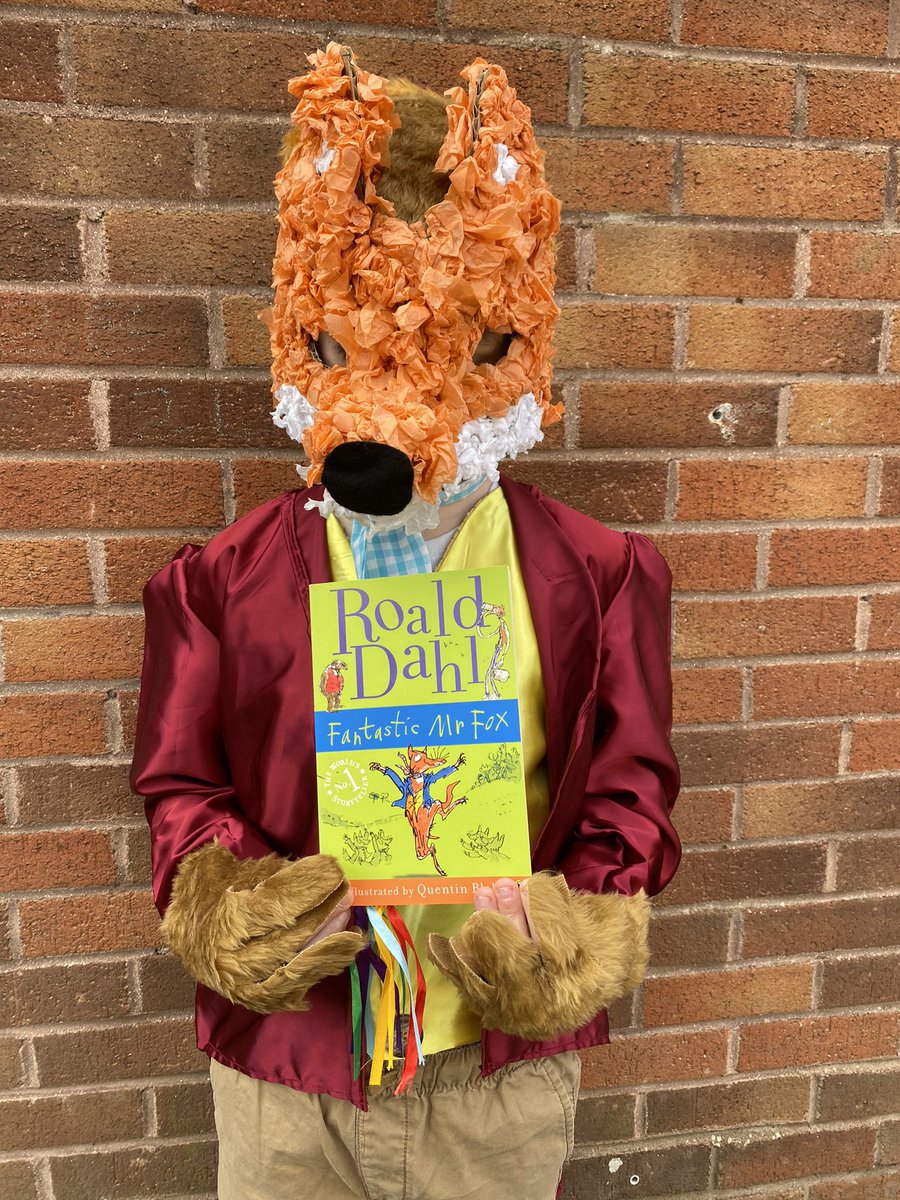 kimjDavis90's tweet photo. Here he is my Fantastic Mr Fox! 🦊🦊 Nanny definitely pulled it out of the bag again. 😍📕#worldbookday @Mayflower_MCA https://t.co/pMyvc32rW1