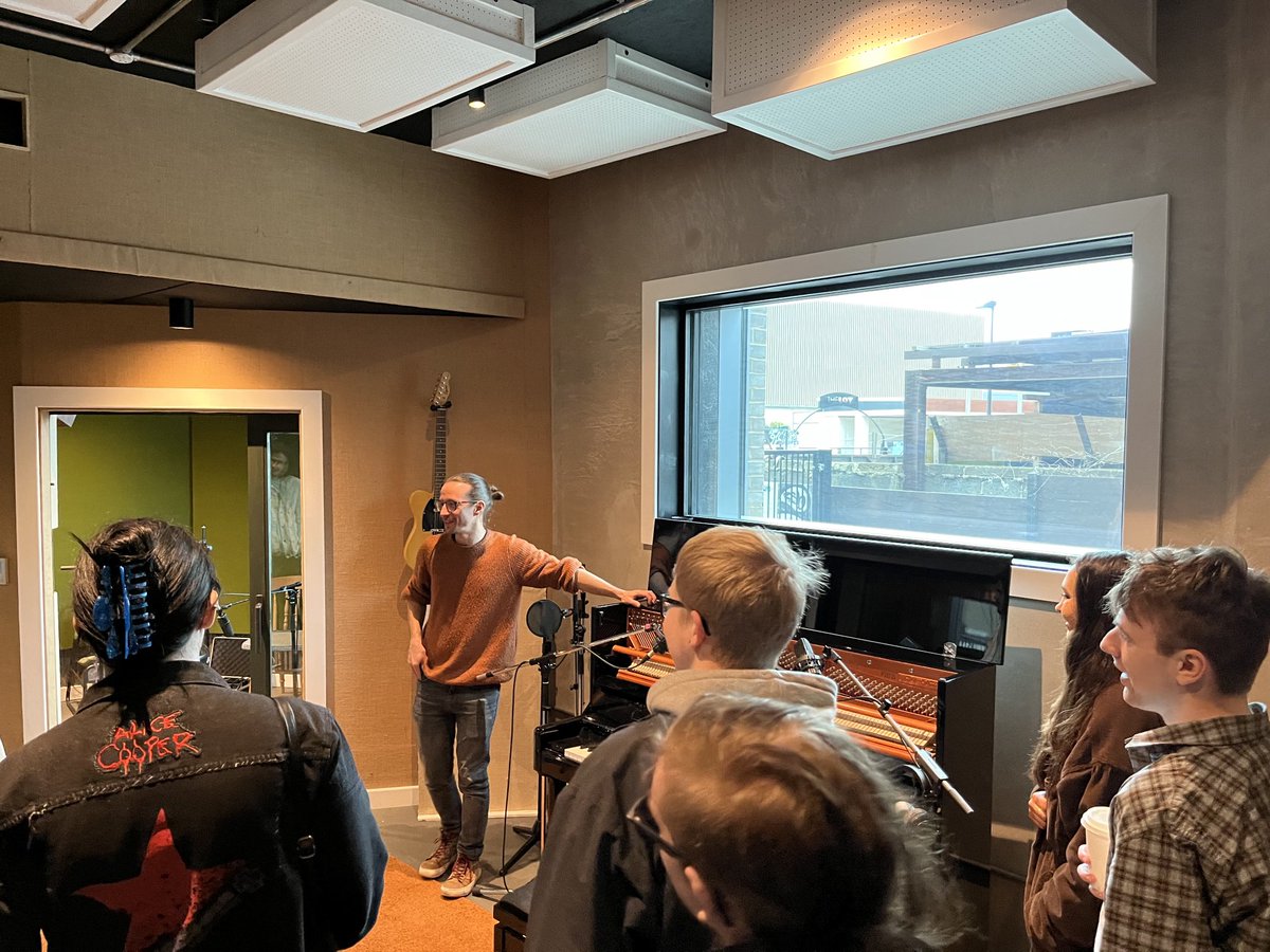 UK Music tweet media