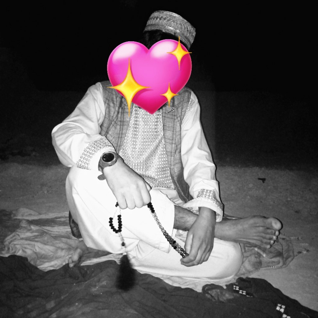 sharifAllah13's tweet photo. حسن منم خو پری غرور نه منم
بغیر له ربهﷻ بل مغرور نه منم
@sharifAllah13 https://t.co/HdbnwqXyjI