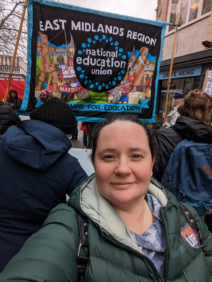PsychoPepper's tweet photo. Fair pay and fair funding... Stop taking resources from our children!! #PayUp @NEUEastMidlands https://t.co/gstJiuvV1h