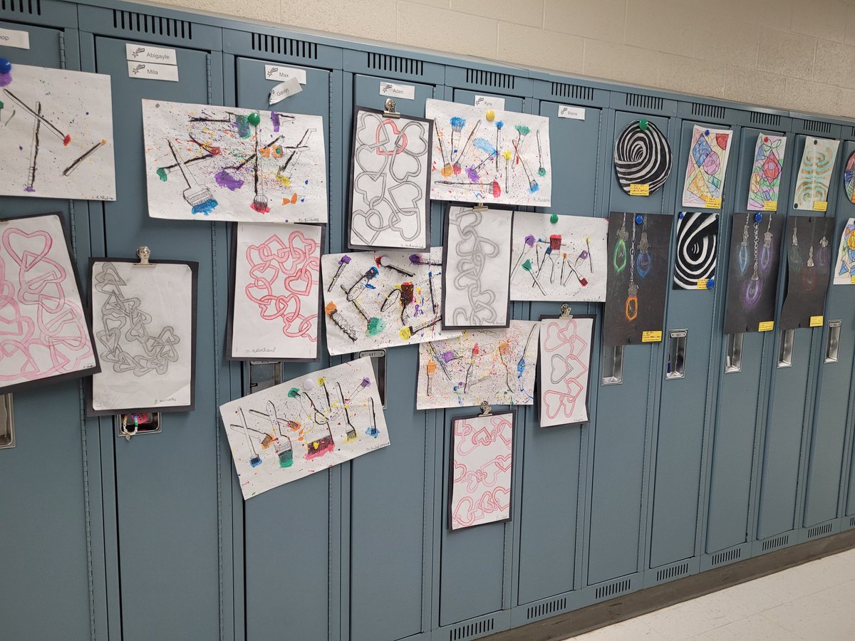 SusanSubject1's tweet photo. Thank you to the students, staff and admin for your support in making the first ever Storm Art Gallery night a huge success.  @SCreekStorm #MySilverCreek #scpsschoolcouncil https://t.co/MTflxFxzBP