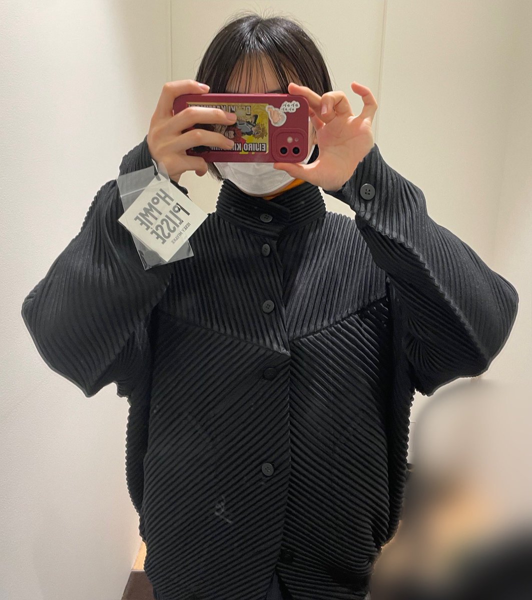 chappa82710669's tweet photo. オムプリ3月のブルゾン、ゲット‼️
首元がかわいい
腕がぽわんとしていてかわいい
丈感が丁度いい
でした！
商品ページで見たよりヘタっとしてなくていい👍です https://t.co/ezv65eTmVE