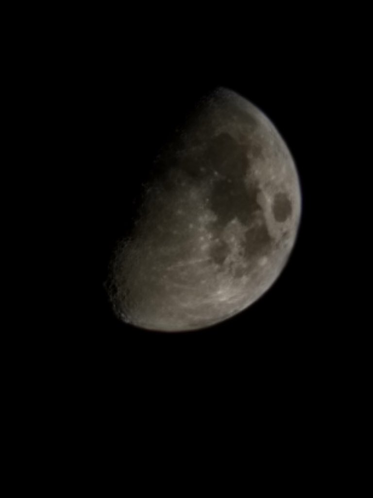 230301 🍒💬

y/n, did you have a good day?
I've been working out and going to vocal lessons 💪
Tonight's moon...