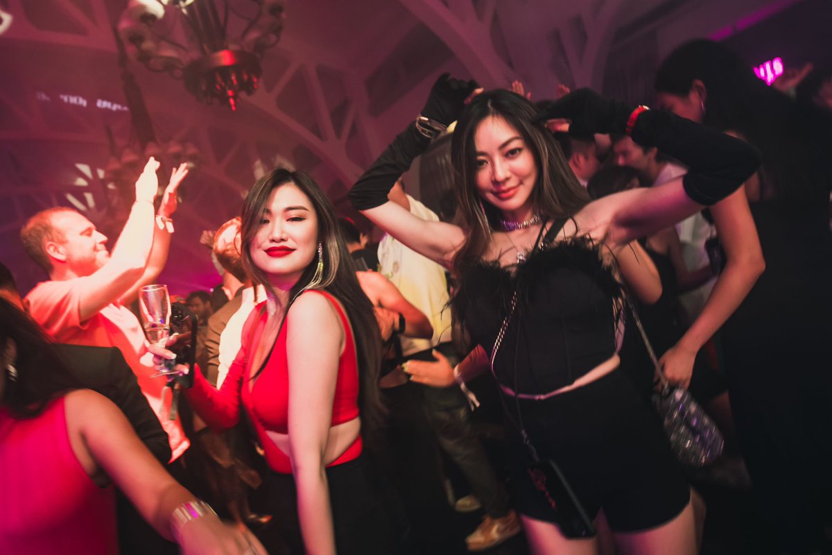 AmberLoungeLtd's tweet photo. ๐
Save the date!
Amber Lounge Singapore 2023!
Experience the exclusive ultra-luxe, F1 afterparty at the Singapore Grand Prix on Saturday 16th and Sunday 17th September!
See you there!
DM for more info!
#amberlounge #amberloungesingapore #f1afterparty #singaporegp https://t.co/y7HOdLQTMt