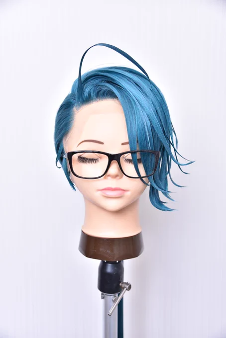眼鏡をかけてみた⊂(˙〜˙   )⊃ 