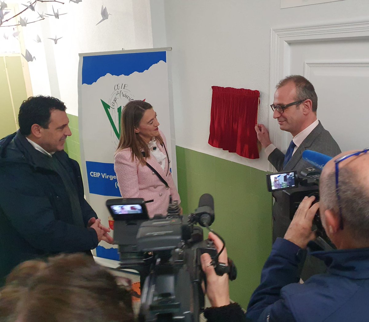Educarm's tweet photo. 💻El @ceip_virgen inaugura su 'Aula del Futuro', un espacio con los últimos avances en nuevas tecnologías para que los alumnos sean los protagonistas del proceso de aprendizaje.

Este proyecto permitirá formar a docentes propios y de otros centros. 

🔗⬇️
https://t.co/09kOzxuI7M https://t.co/VItokByPxT