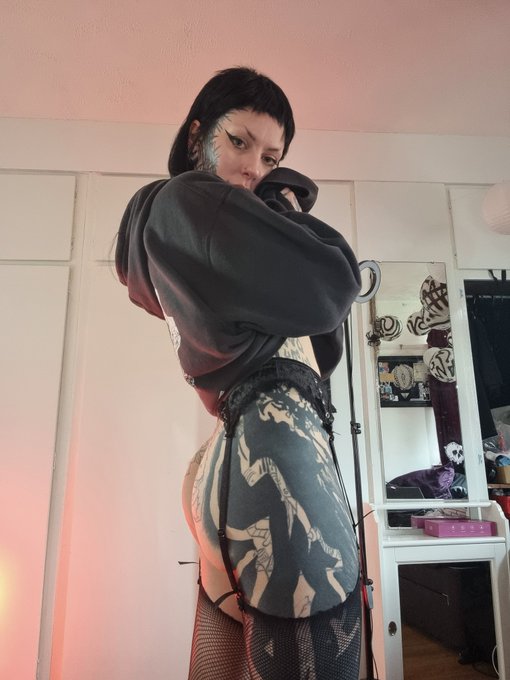 Why wouldn't u trust me? https://t.co/CiTp6Qg6HZ<a href="/tag/footfetish"class="tags"><span>#footfetish</span></a><a href="/tag/feet"class="tags"><span>#feet</span></a><a href="/tag/domina"class="tags"><span>#domina</span></a><a href="/tag/birmingham"class="tags"><span>#birmingham</span></a><a href="/tag/mistress"class="tags"><span>#mistress</span></a>