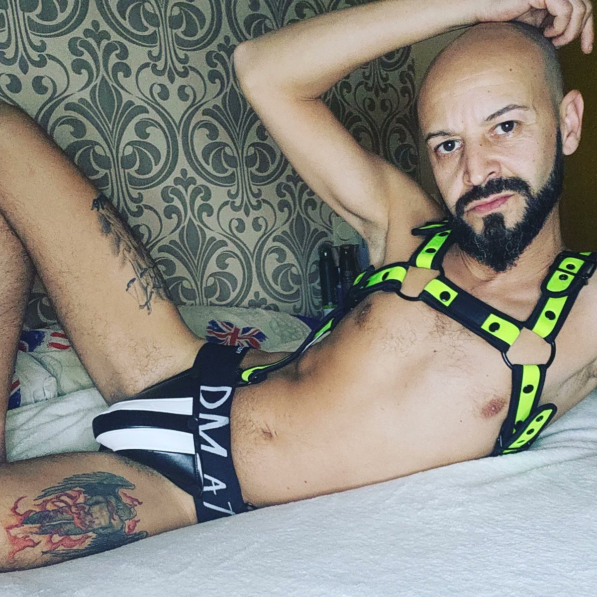 euu29675231's tweet photo. Como mejor seta cómodo jejejeje #gay #gayarnes #gayfetich #gaycuero #gaybaba https://t.co/hzp8iuSEu8