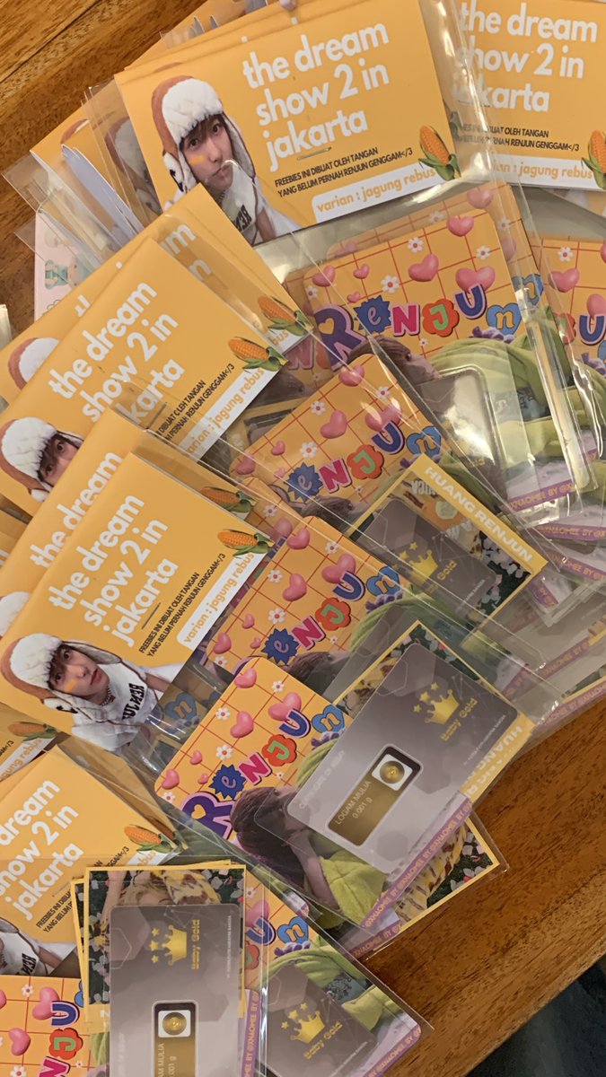 coconnao's tweet photo. 🌷FREEBIES TDS 2 in JKT DAY 3🌷

🗓 : 6 March 2023
📍 : Ice, BSD
LIMITED QTY

How to claim :
• find me and say hi to me
• don’t throw away the freebies

RT &amp; like are very appreciated💛

#THEDREAMSHOW2_in_JKT #TDS2inJAKARTA #NCTDREAM https://t.co/W8mHZXNfTl