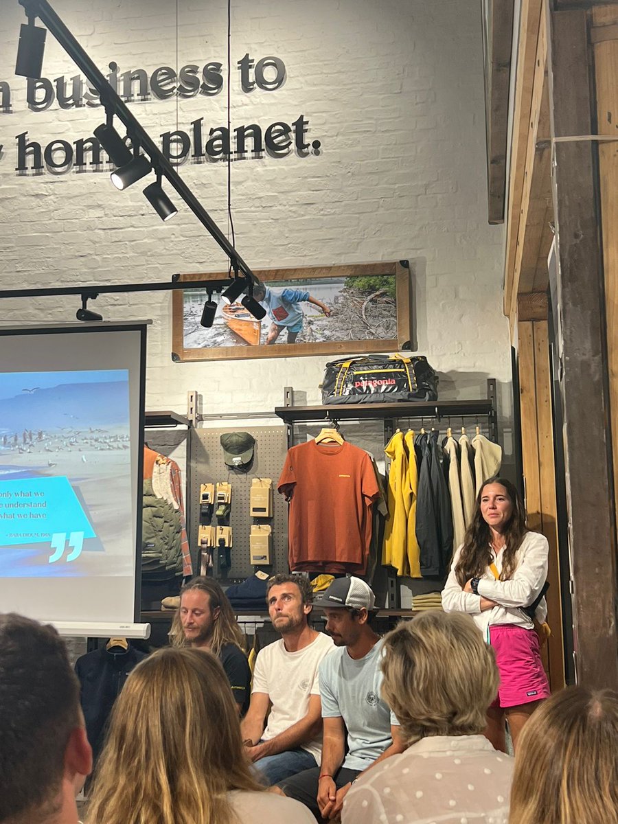 A quick talk about my Environmental Campaign Research about #ProtectTheWestCoast at the @patagonia store in Cape Town.

#scicomm #scistip #crest @CREST_SU  #environmentalcommumication