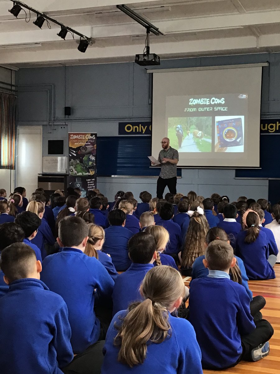 DWESchool tweet media